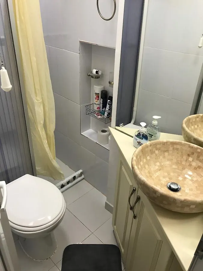 Kiseleff Studio Hotel Bucharest 0*,  Romania
